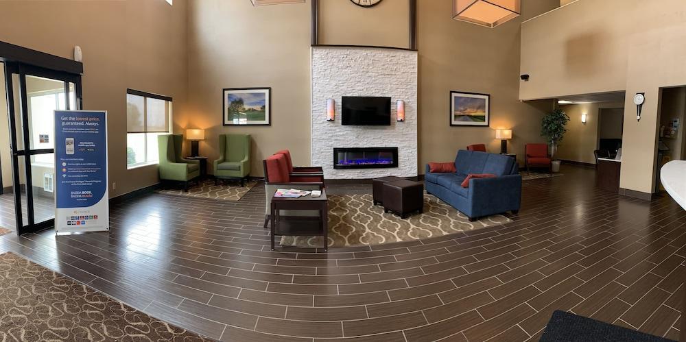 Comfort Suites Auburn Near I-69 Bagian luar foto