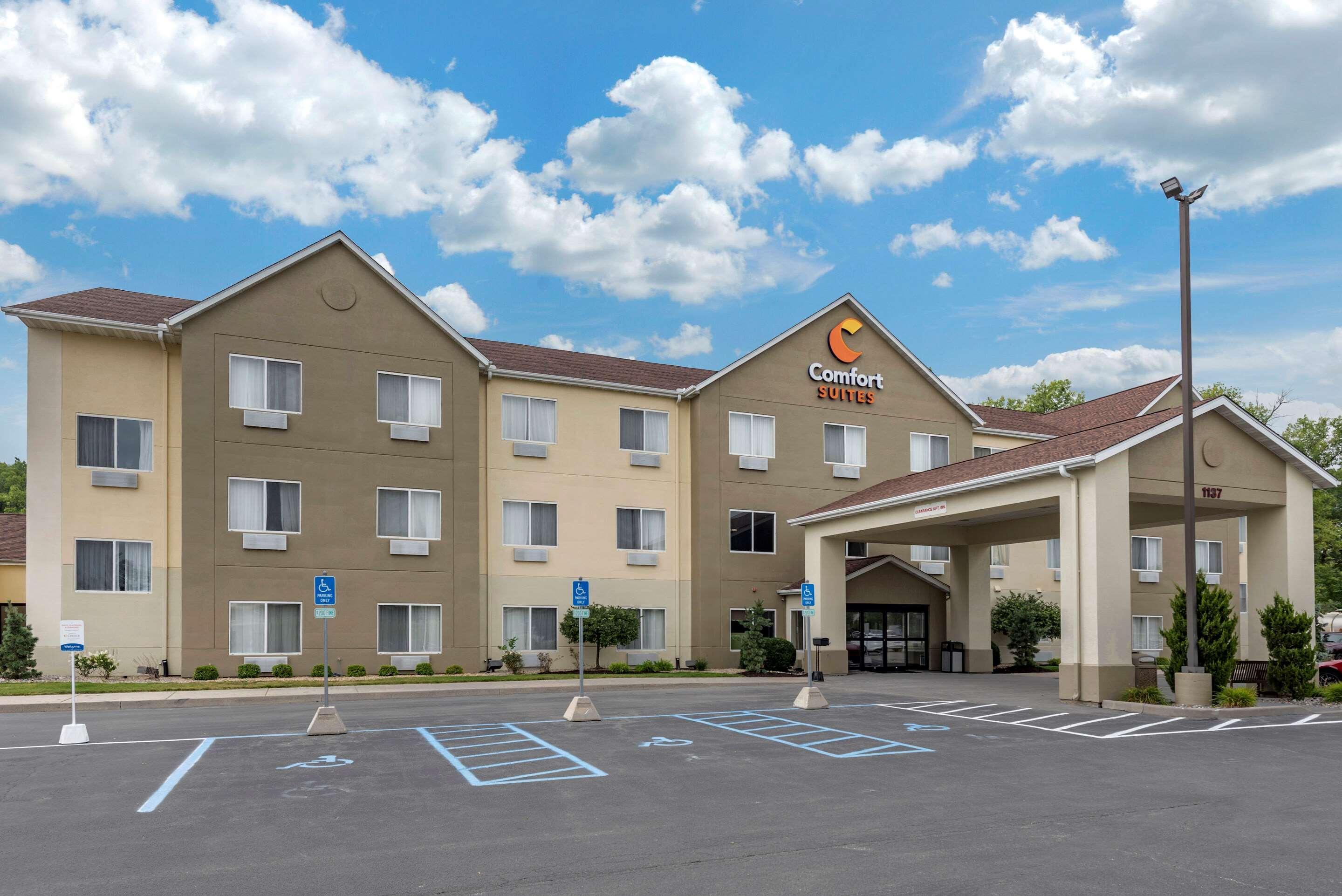 Comfort Suites Auburn Near I-69 Bagian luar foto