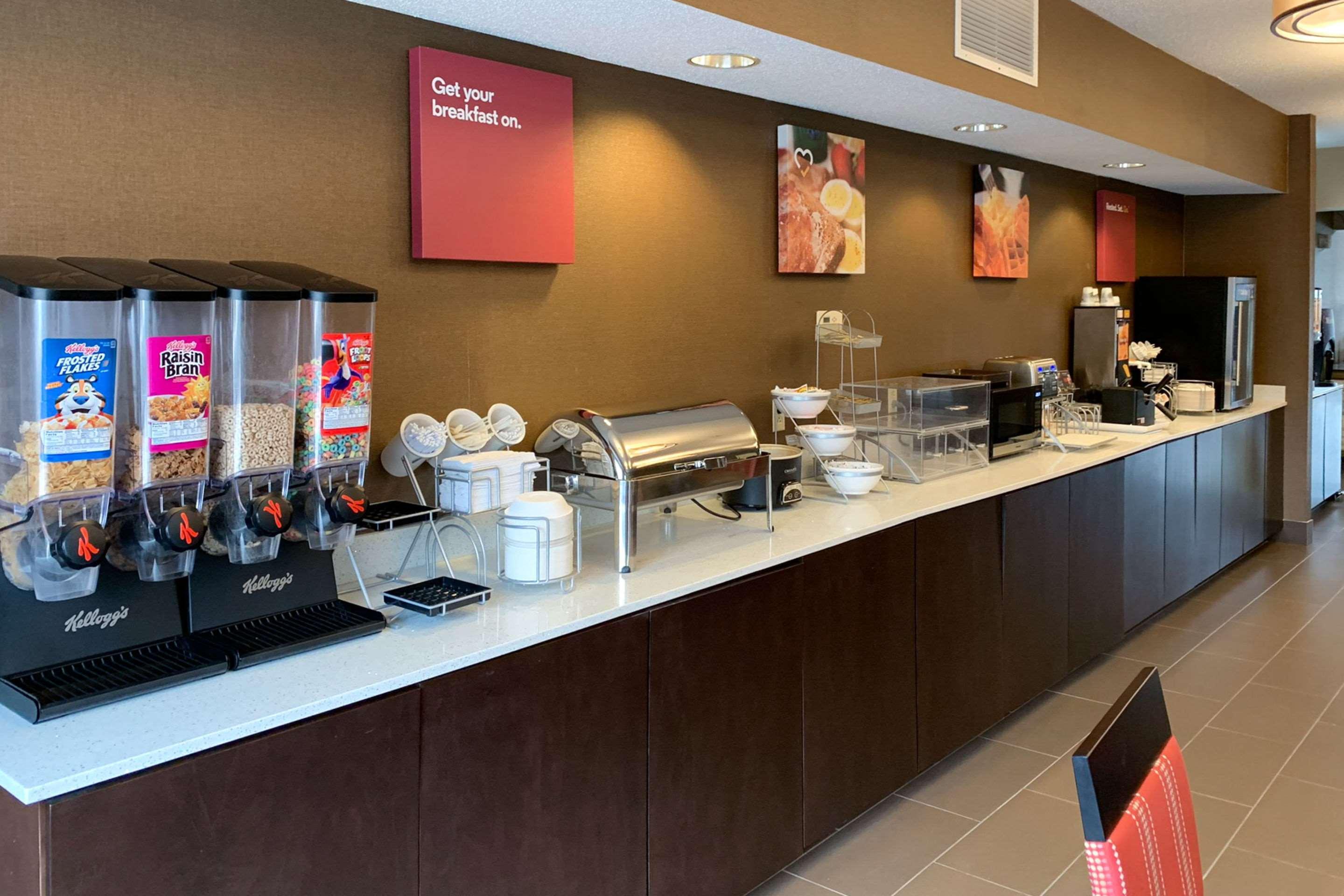 Comfort Suites Auburn Near I-69 Bagian luar foto