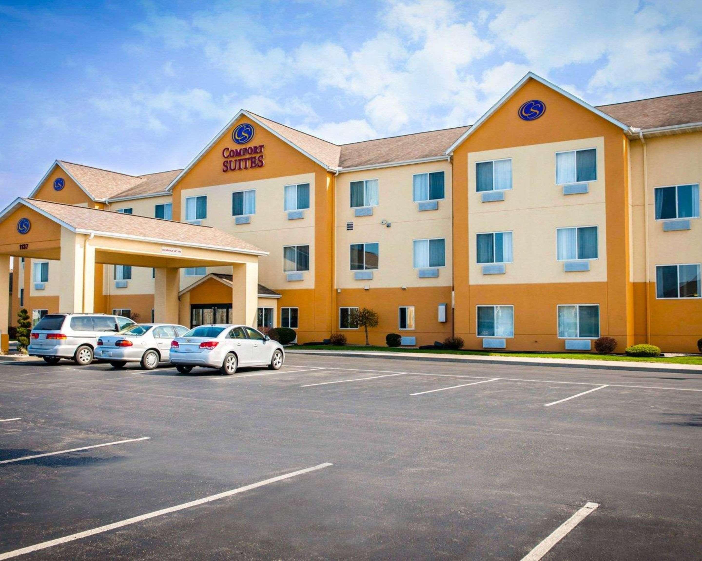 Comfort Suites Auburn Near I-69 Bagian luar foto
